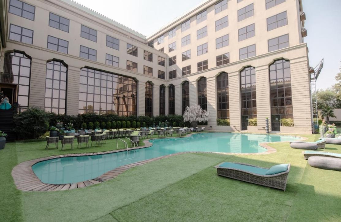 Shawn Elizey Hotell Jabalpur Exteriör bild