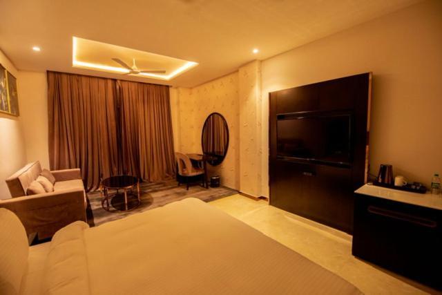 Shawn Elizey Hotell Jabalpur Exteriör bild